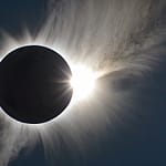 Eclipse del 8 de abril en Aries